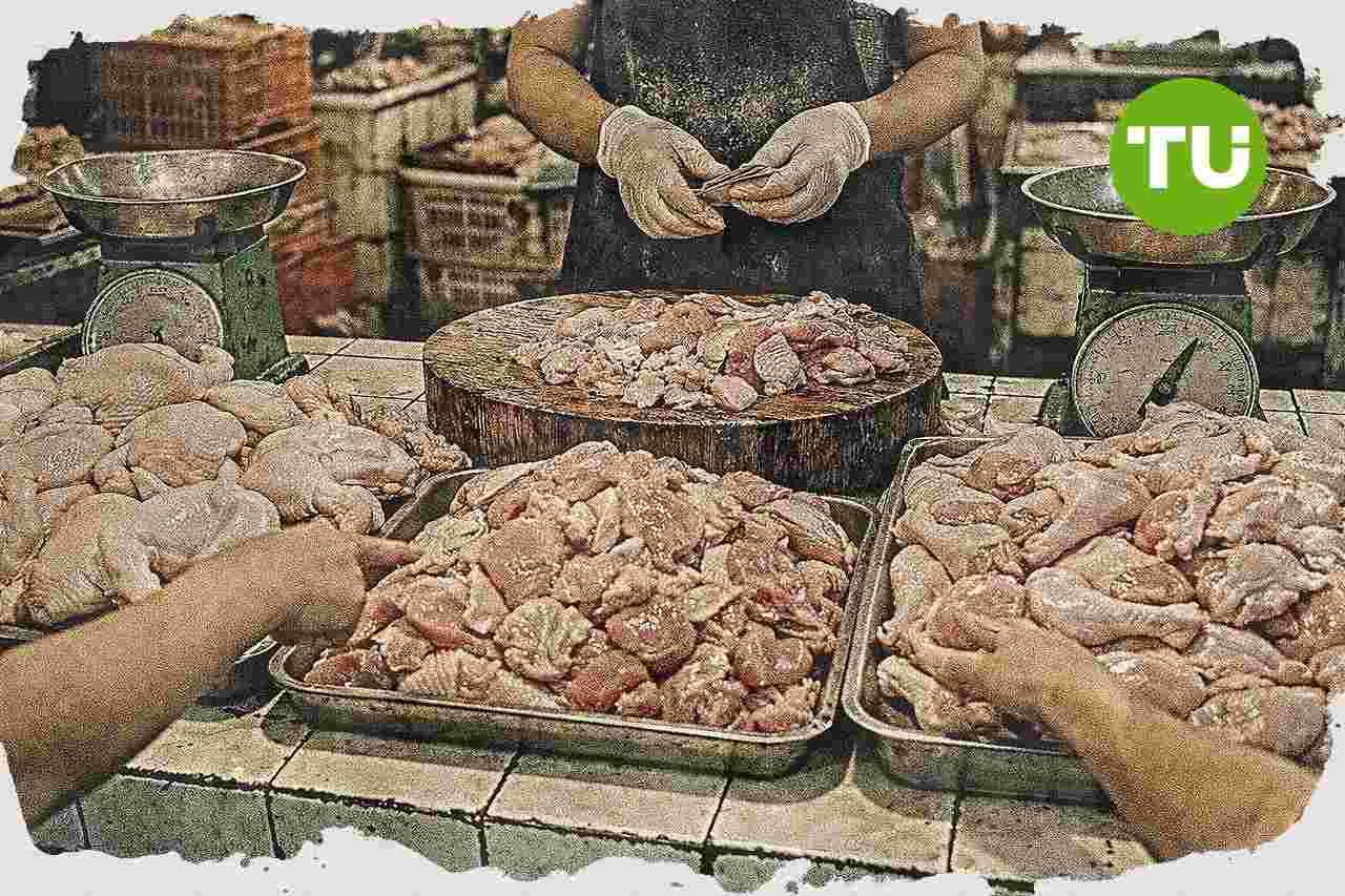 Harga ayam di pasar Jakarta bertahan Rp 30.000-Rp 40.000 per kg meski patokan live bird ditetapkan