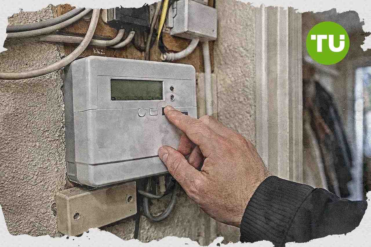 UK government cuts VAT on household electricity bills from October