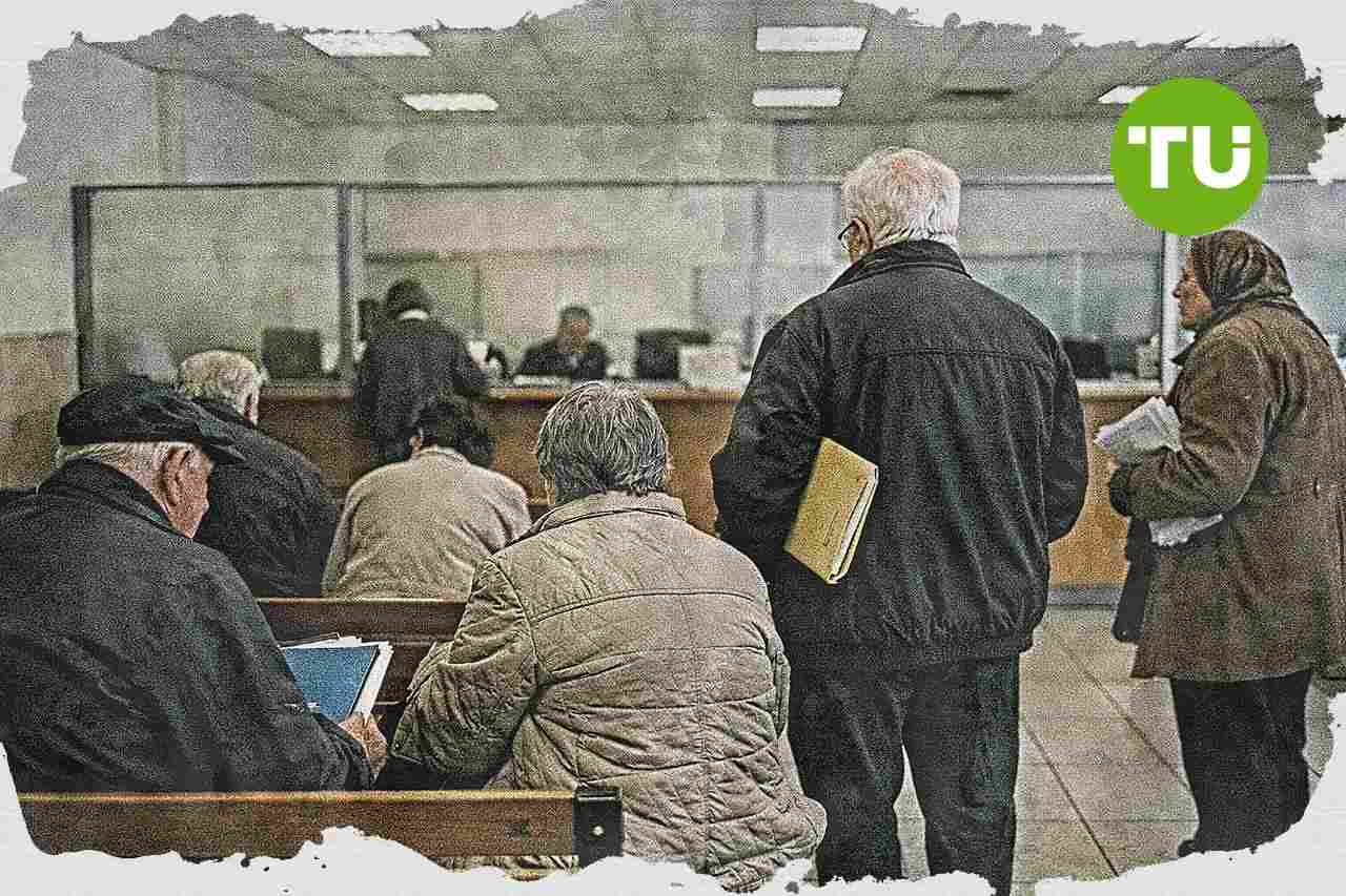 PASOK intensifica su ofensiva política contra Mitsotakis por pensiones y discurso de polarización