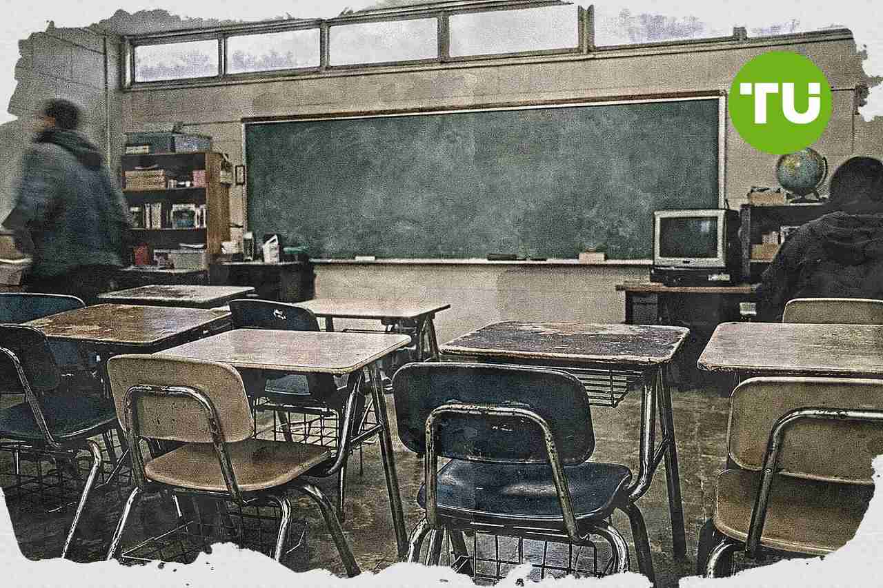 Los Angeles Unified School District cut by Fitch as fiscal strain deepens