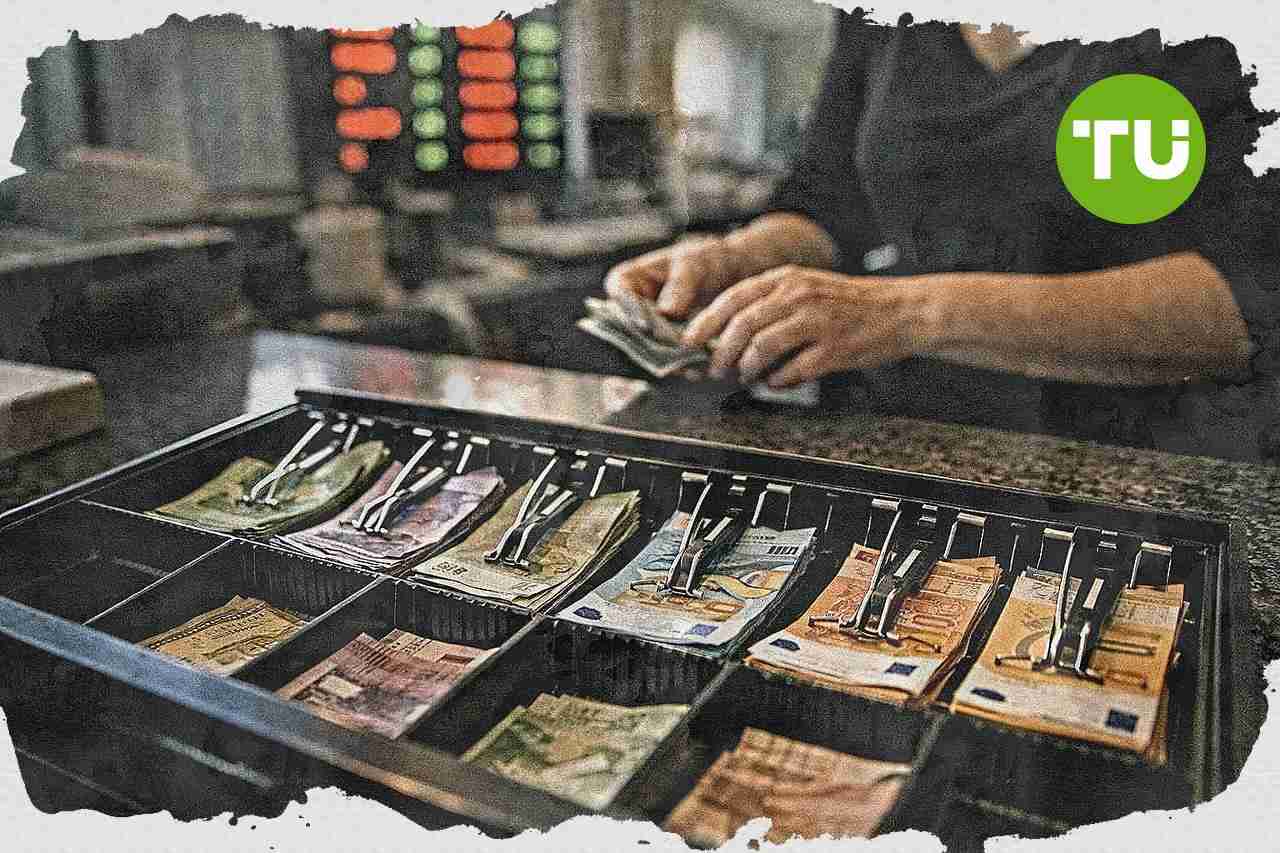 A forint gyengül, miközben az olajár és a dollár erősödése nyomás alatt tartja a devizapiacot