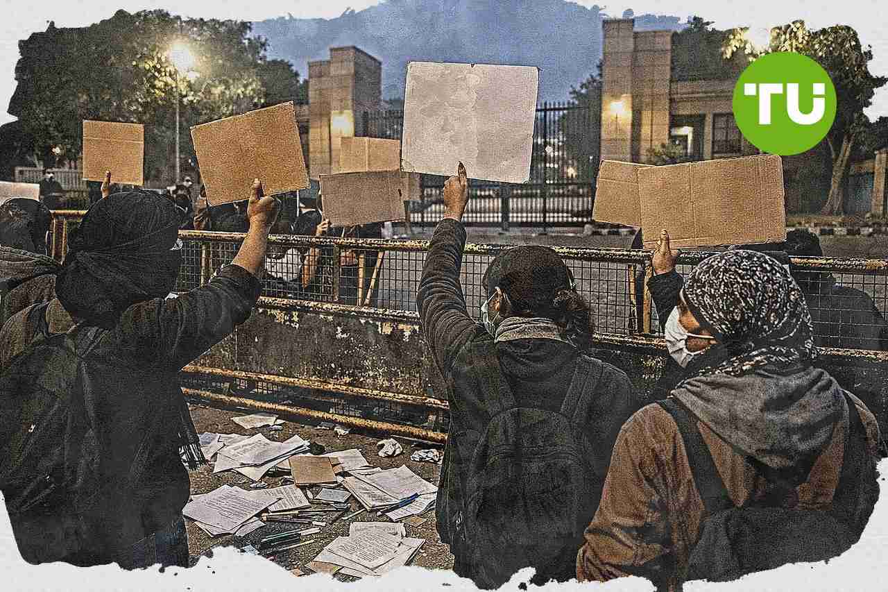 India youth protests intensify pressure on Modi over education and jobs
