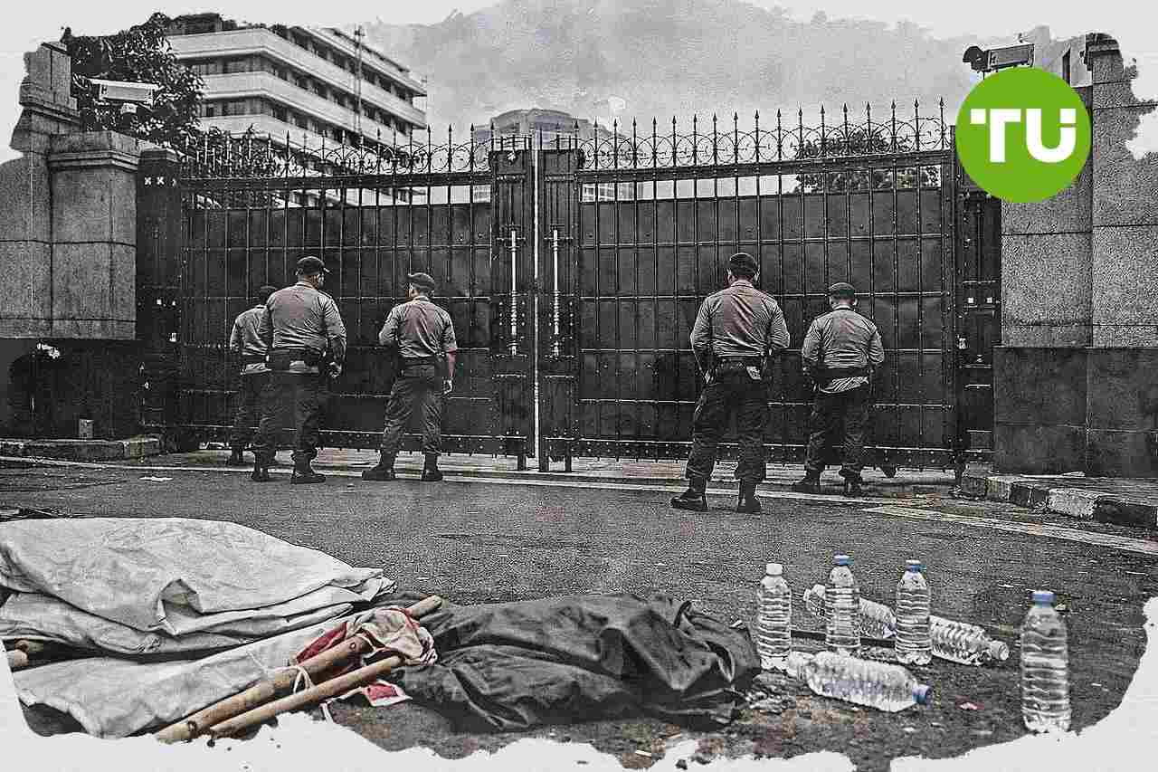 Aksi mahasiswa tekan Kejagung percepat penanganan kasus eks Jampidsus di Jakarta
