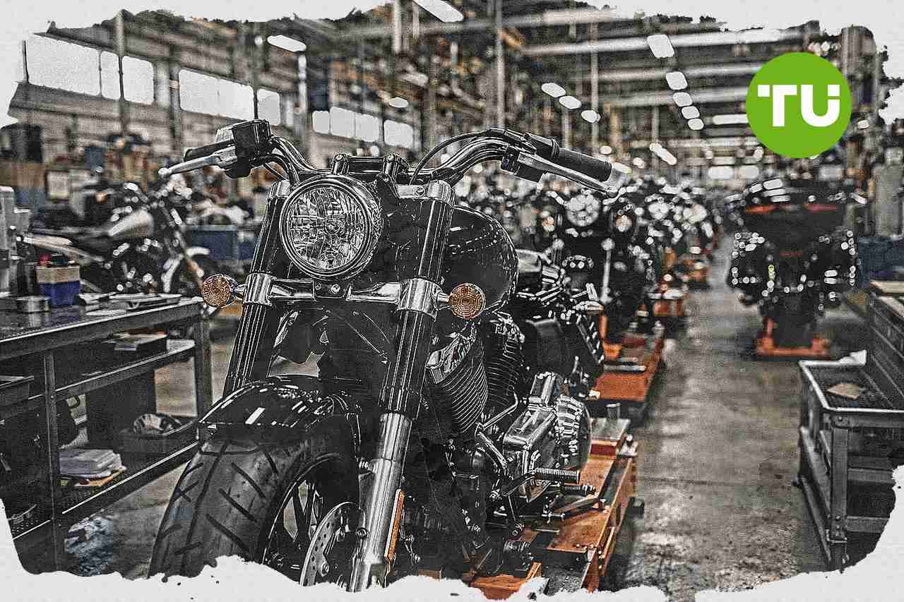 Harley-Davidson cuts quarterly profit as costs rise, lifts annual sales outlook