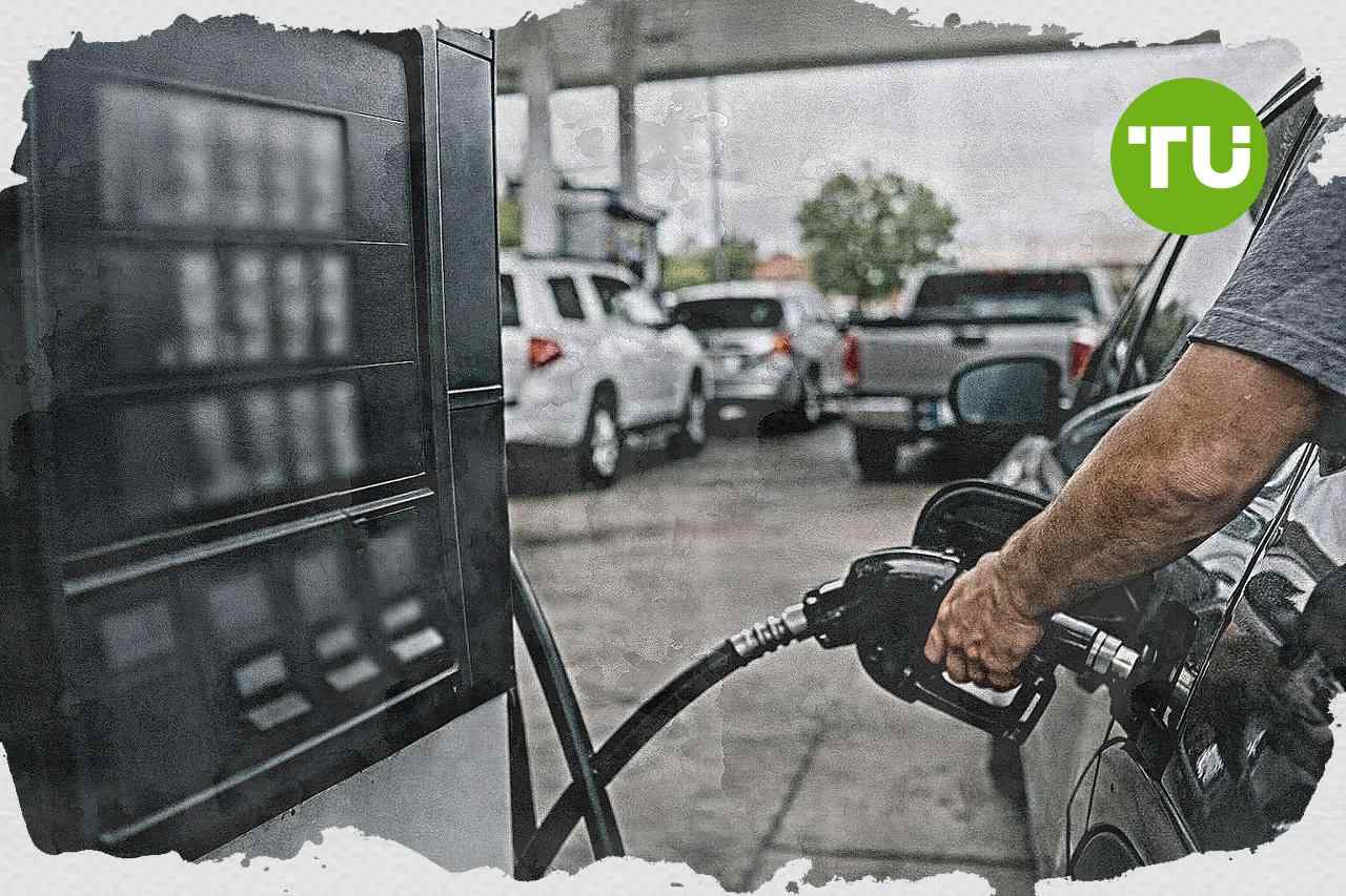 U.S. Congress advances Iran war powers challenge as oil jumps above $100