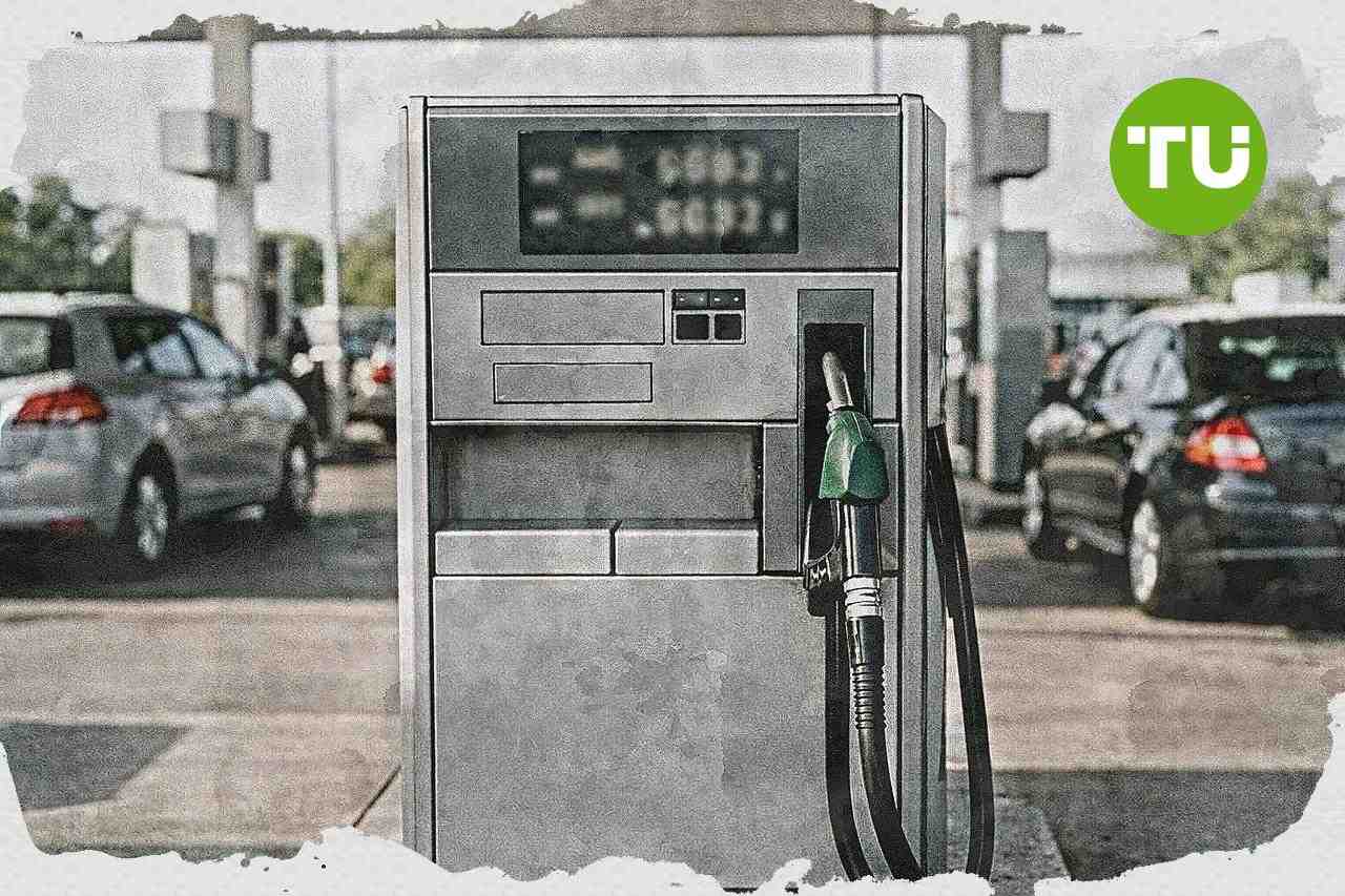Italia valuta misure sui carburanti mentre salgono i prezzi alla pompa