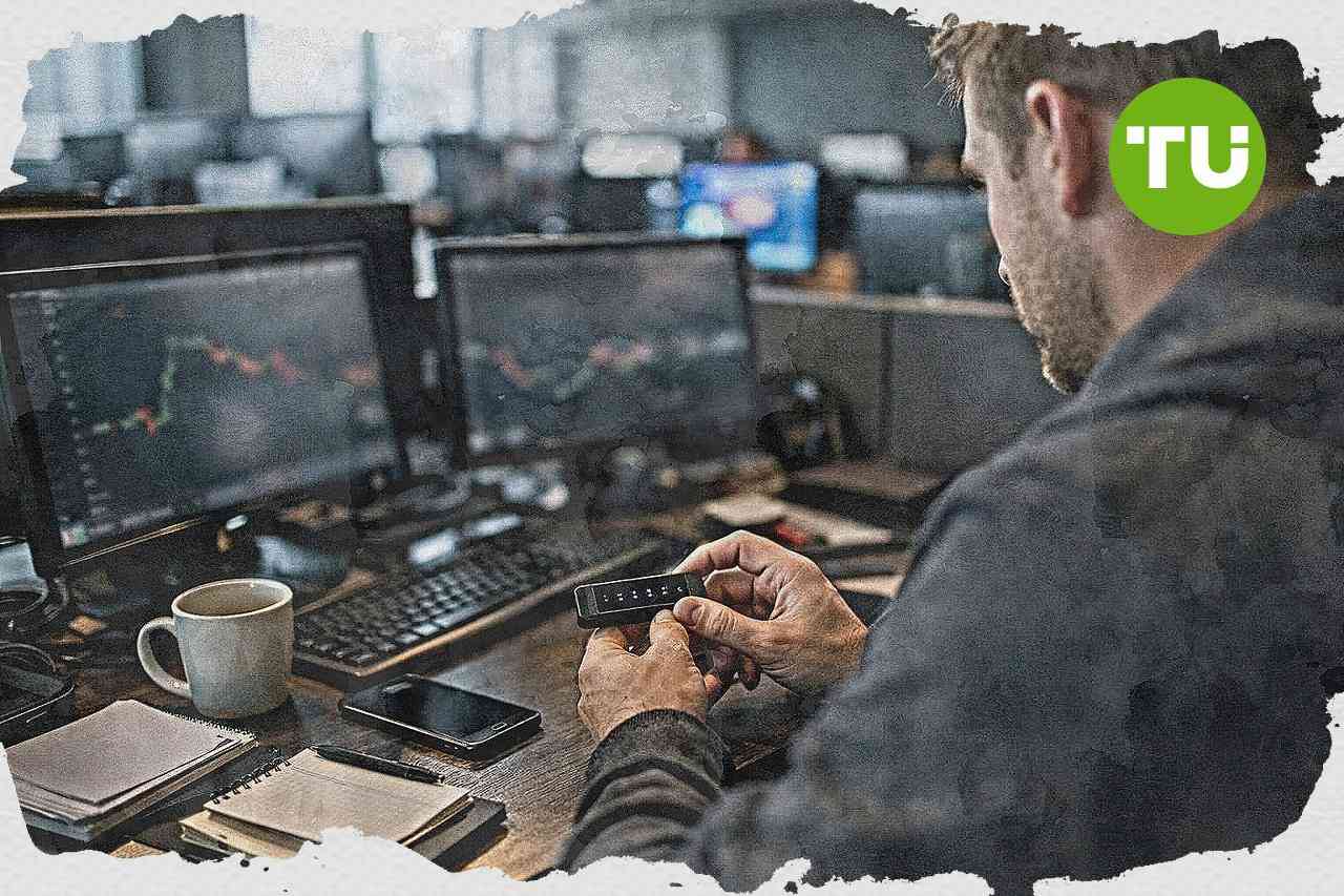 CoinShares, flussi su bitcoin ai massimi da maggio mentre i prezzi restano in range