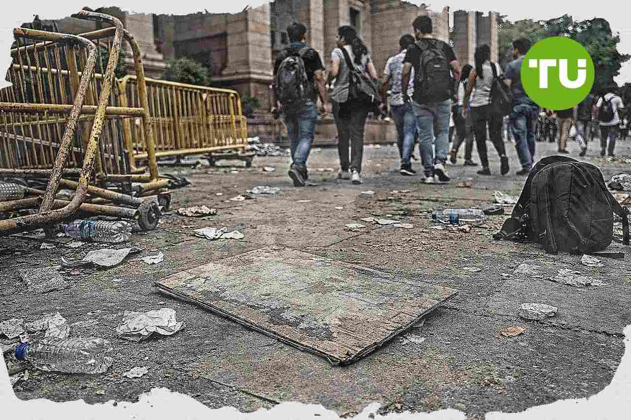 India youth protests intensify pressure on Modi government over jobs and education