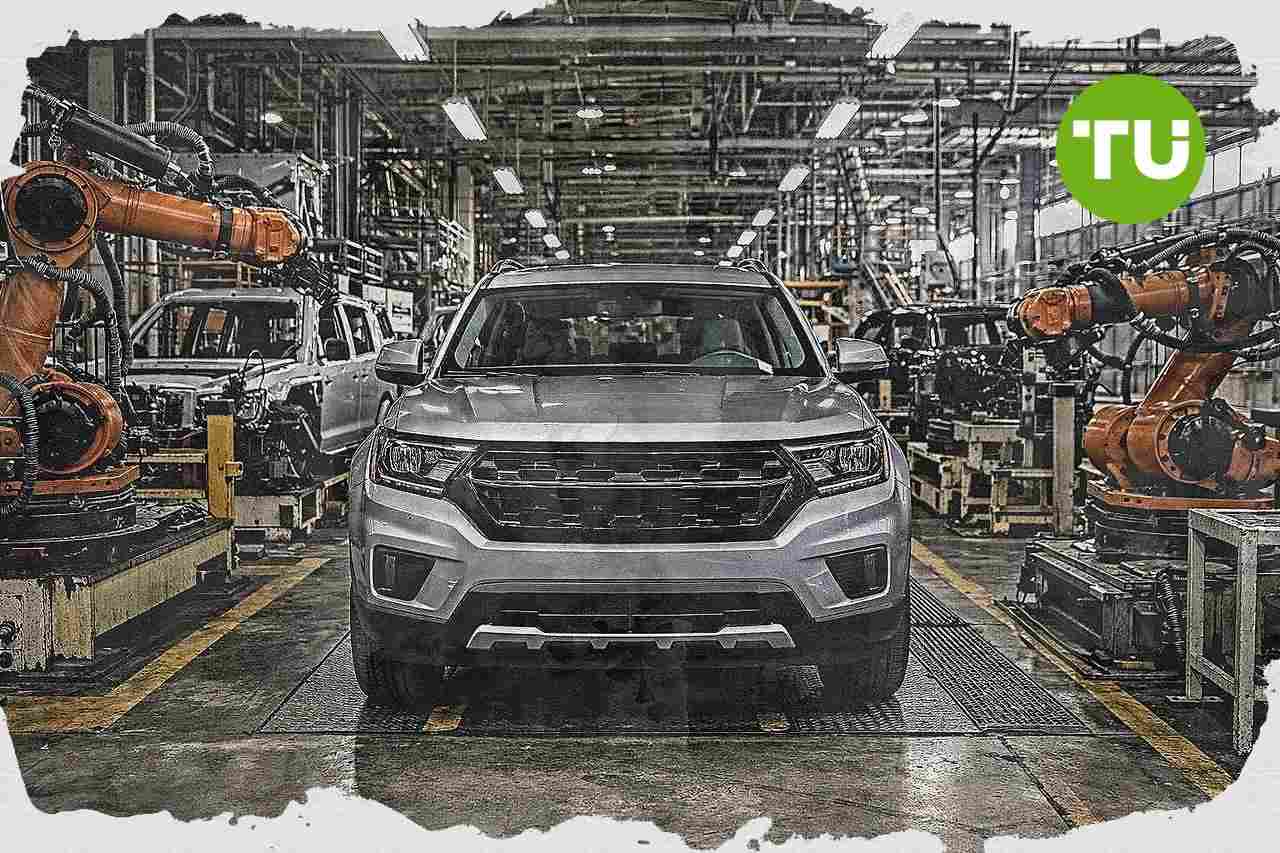 Trump highlights Michigan manufacturing push as voter concerns weigh on midterm outlook