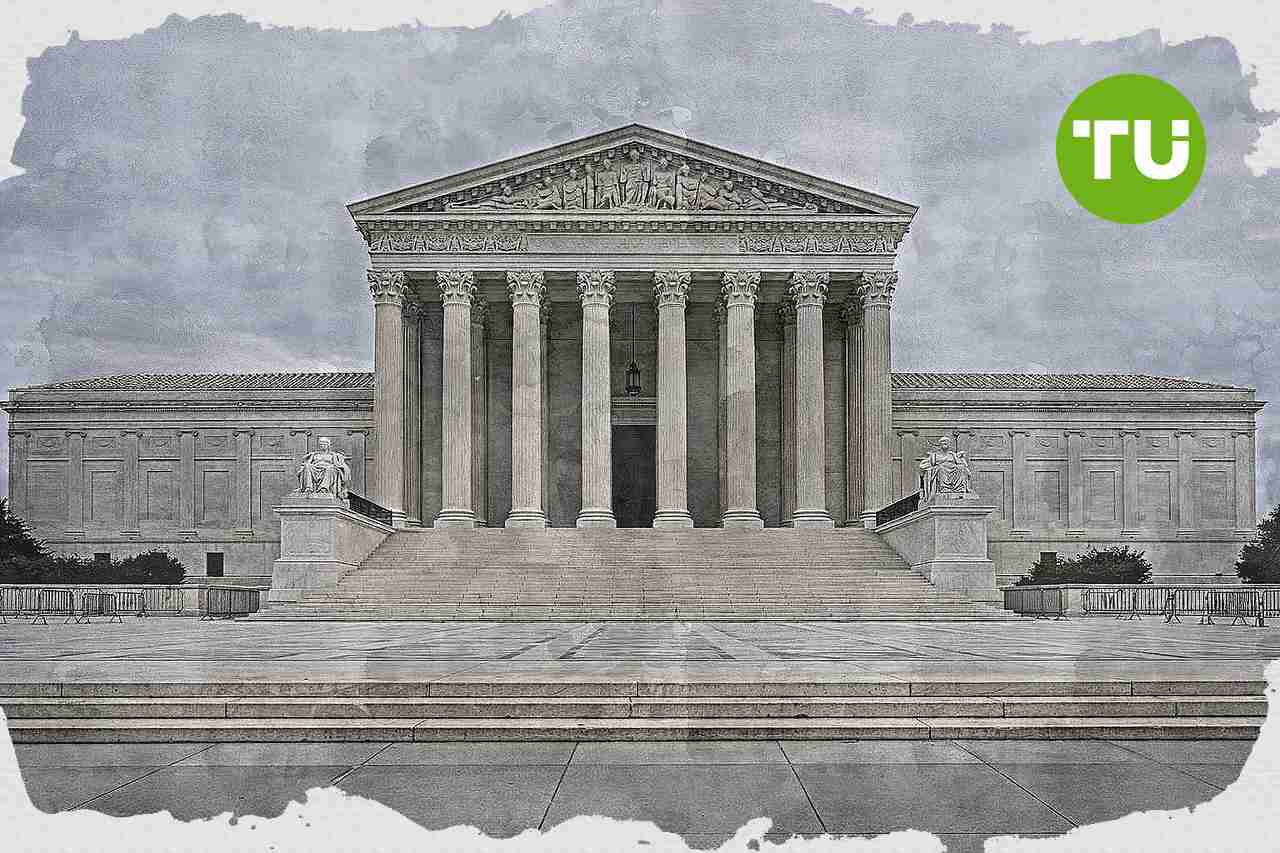 Gallup poll shows Supreme Court approval falls to record low as Republican support drops
