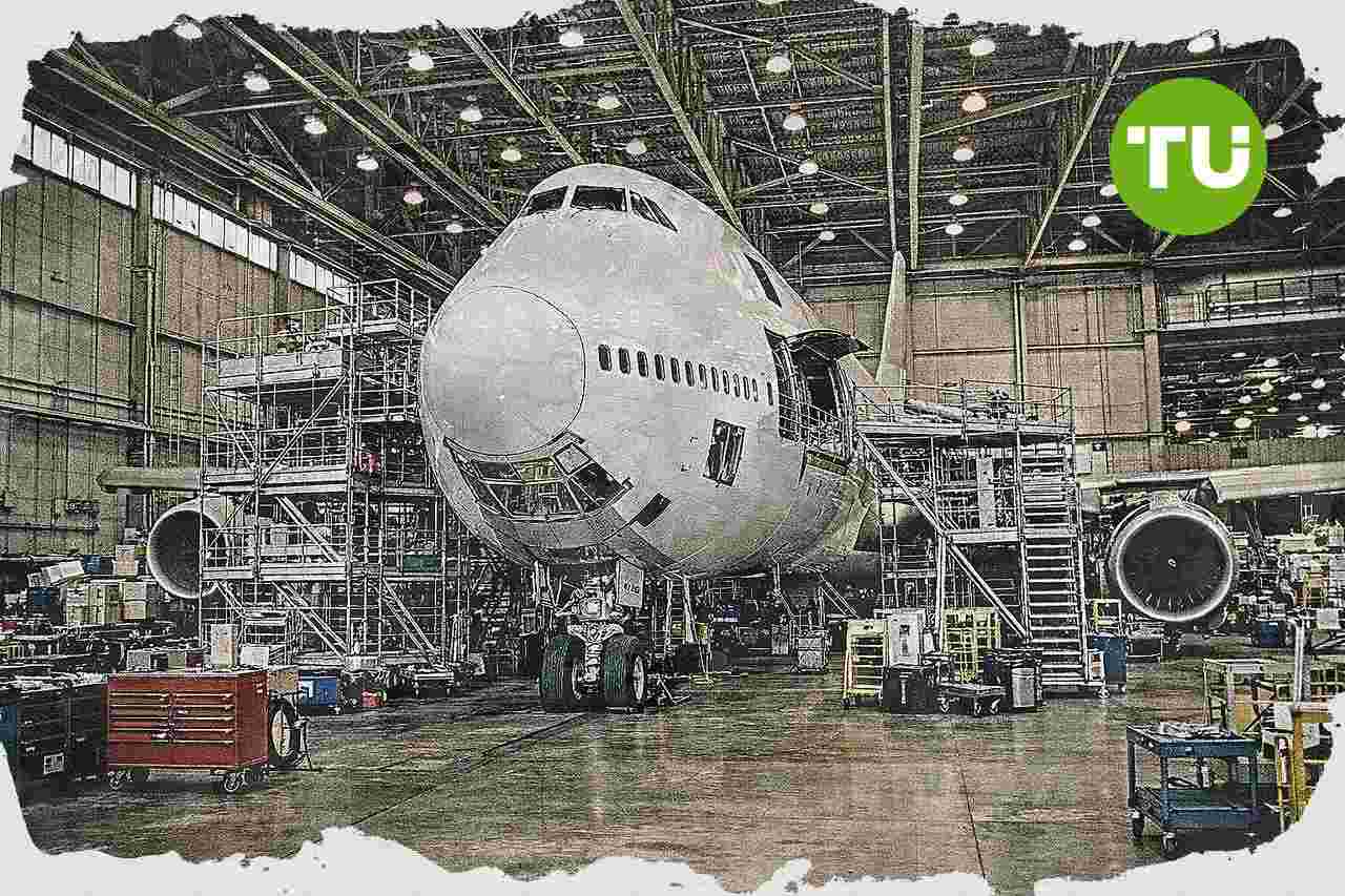 Boeing posts wider Q2 loss as Air Force One costs rise