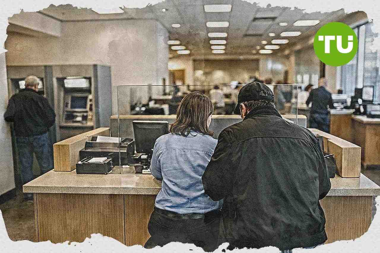Η Ομοσπονδιακή Τράπεζα διατηρεί τα επιτόκια σταθερά καθώς η FOMC διχάζεται 9-3