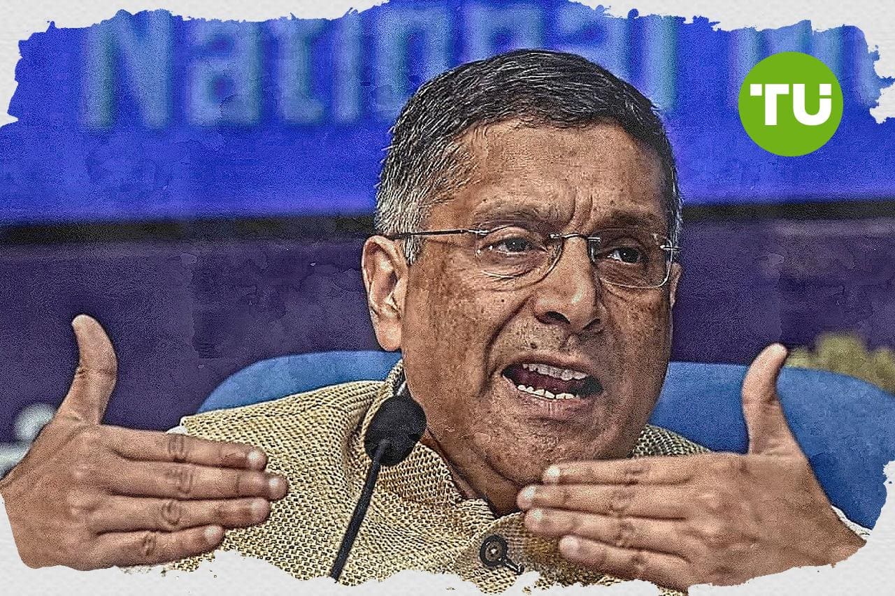 Arvind Subramanian ने GST पूर्व औसत रेखा सुधारते हुए चित्र संपादित किया