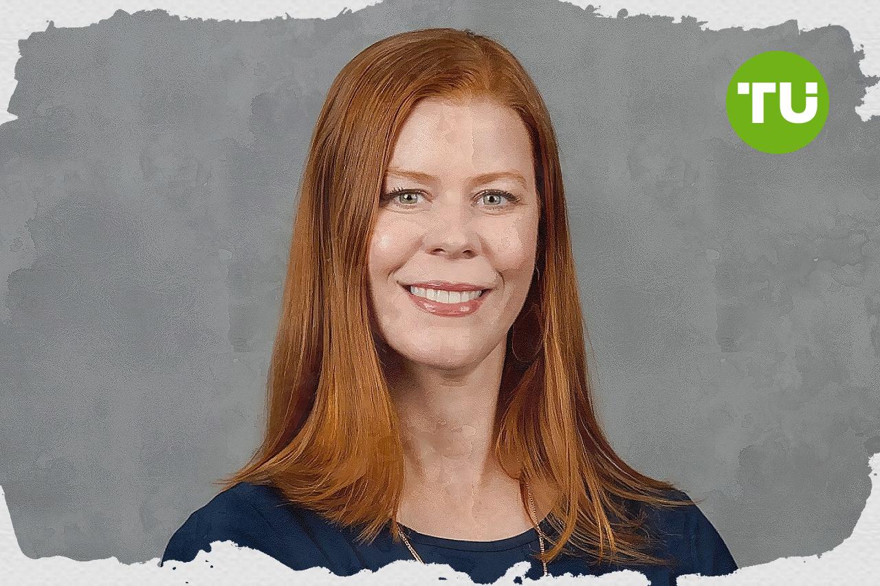 Wage growth lags behind 3.8% inflation, Heather Long notes