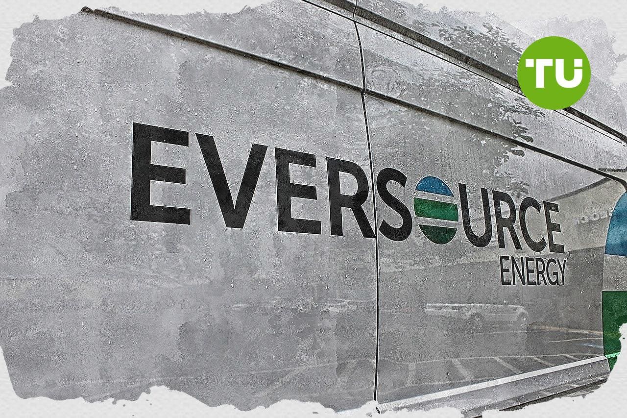 Eversource Energy stock rebounds 2.42% as company touts grid resilience and sustainability report