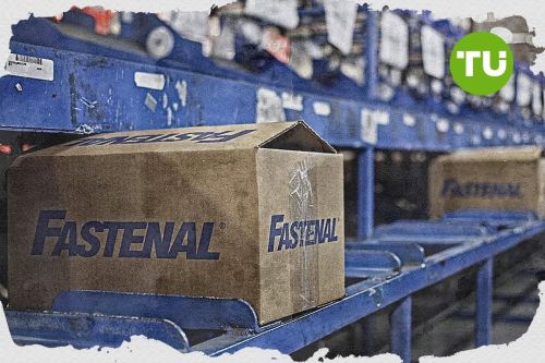 Fastenal stock edges lower as NASCAR sponsorship draws attention at Martinsville short track