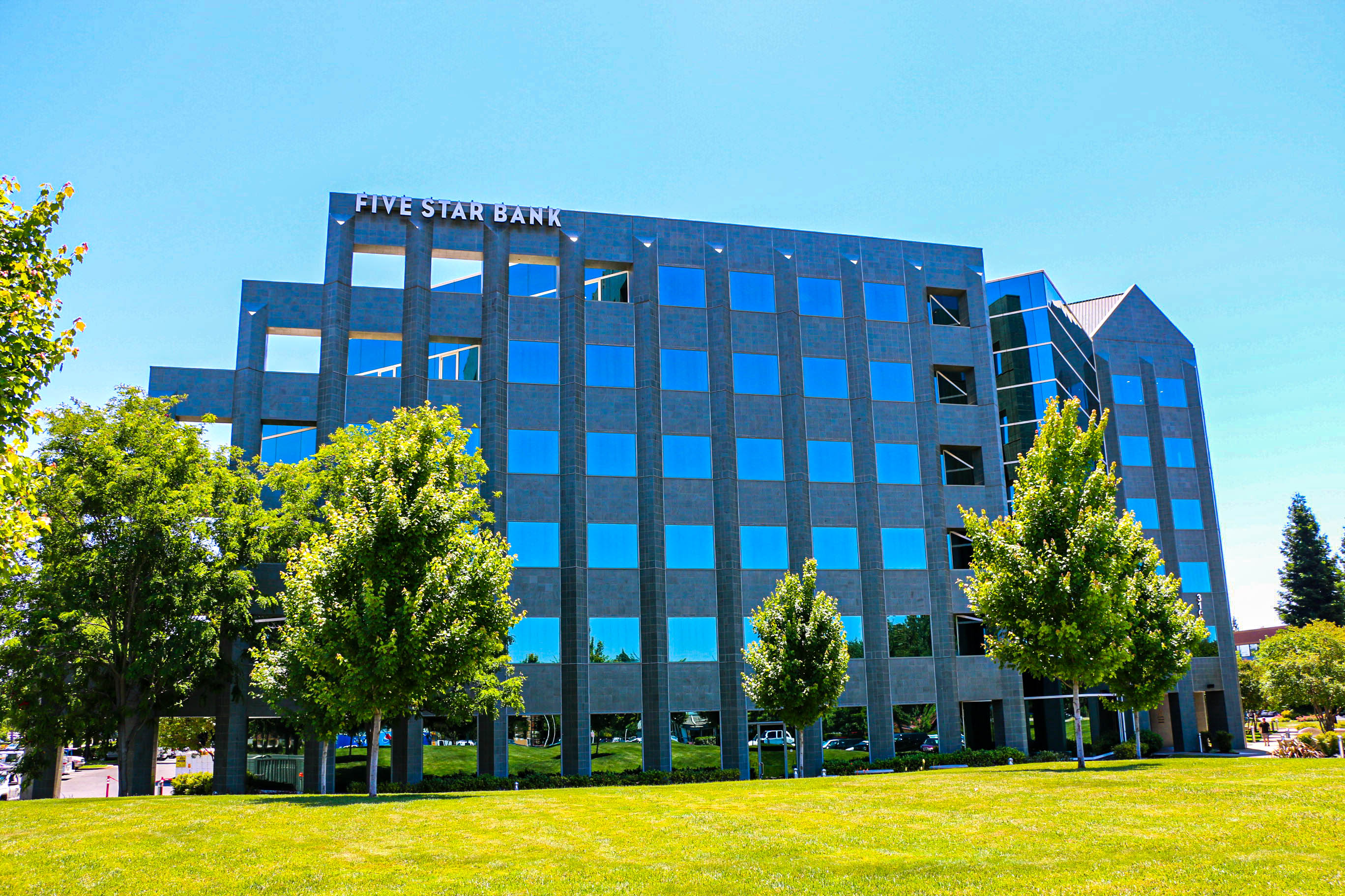 Five Star Bancorp backs Carmichael Commerce Center expansion in Northern California