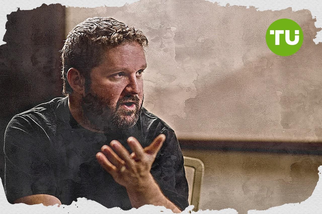 Alex Thorn highlights economic shifts as gold and equities surge