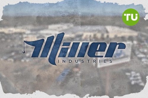 Miller Industries congratulates Cypress Creek Hauling Recovery on delivery of new Century 9055 in Virginia