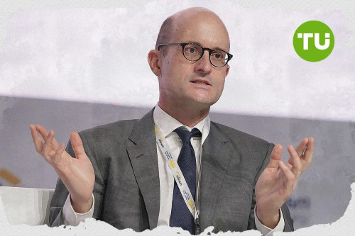Oil price forecasts miss key factors, Robin Brooks argues
