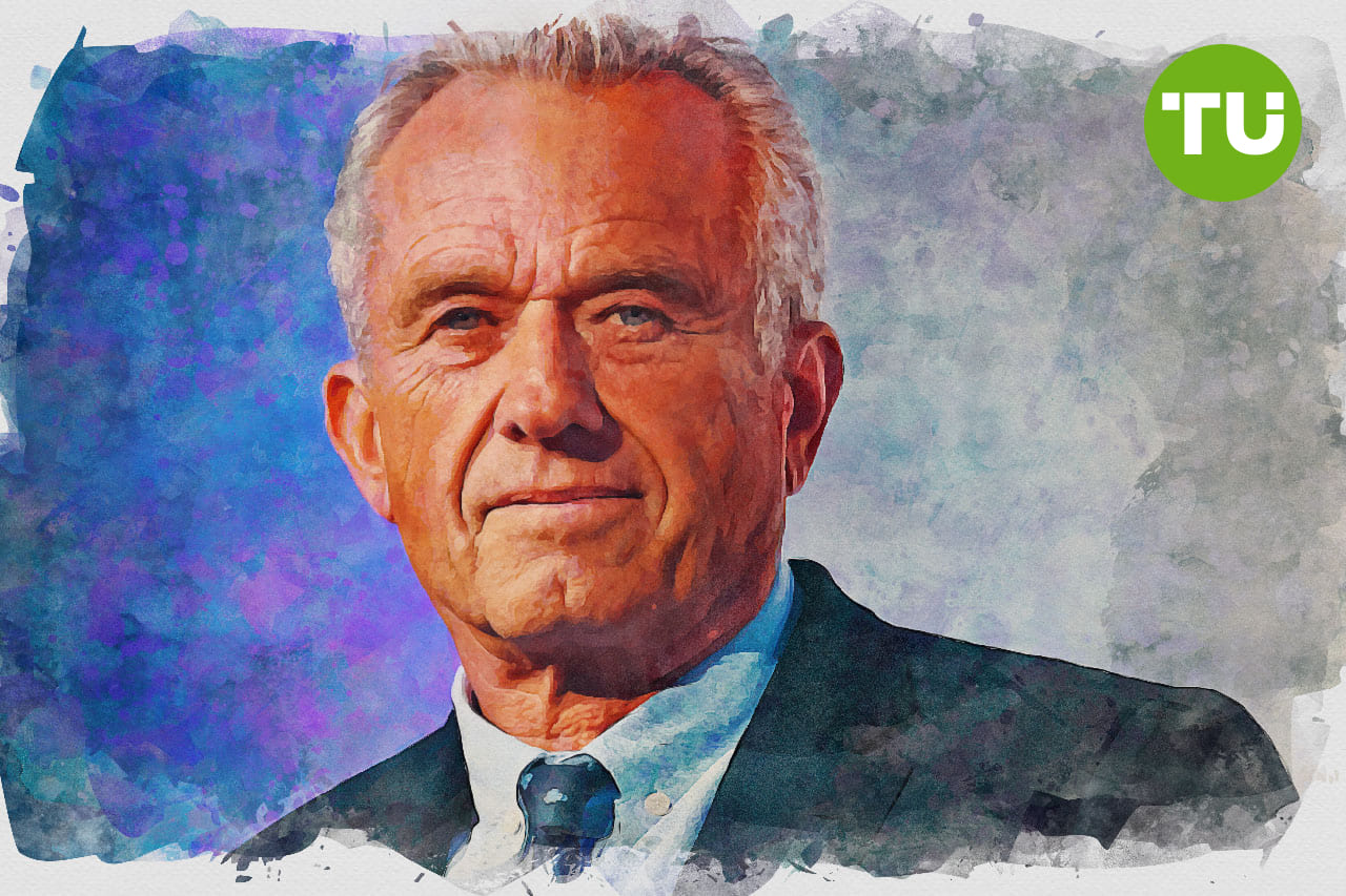 Robert F Kennedy Jr urges focus on lowering US drug prices