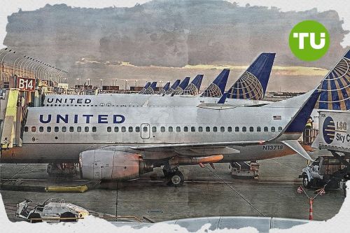 United Airlines stock climbs 2.02% amid free global sports event streaming, United Airlines updates