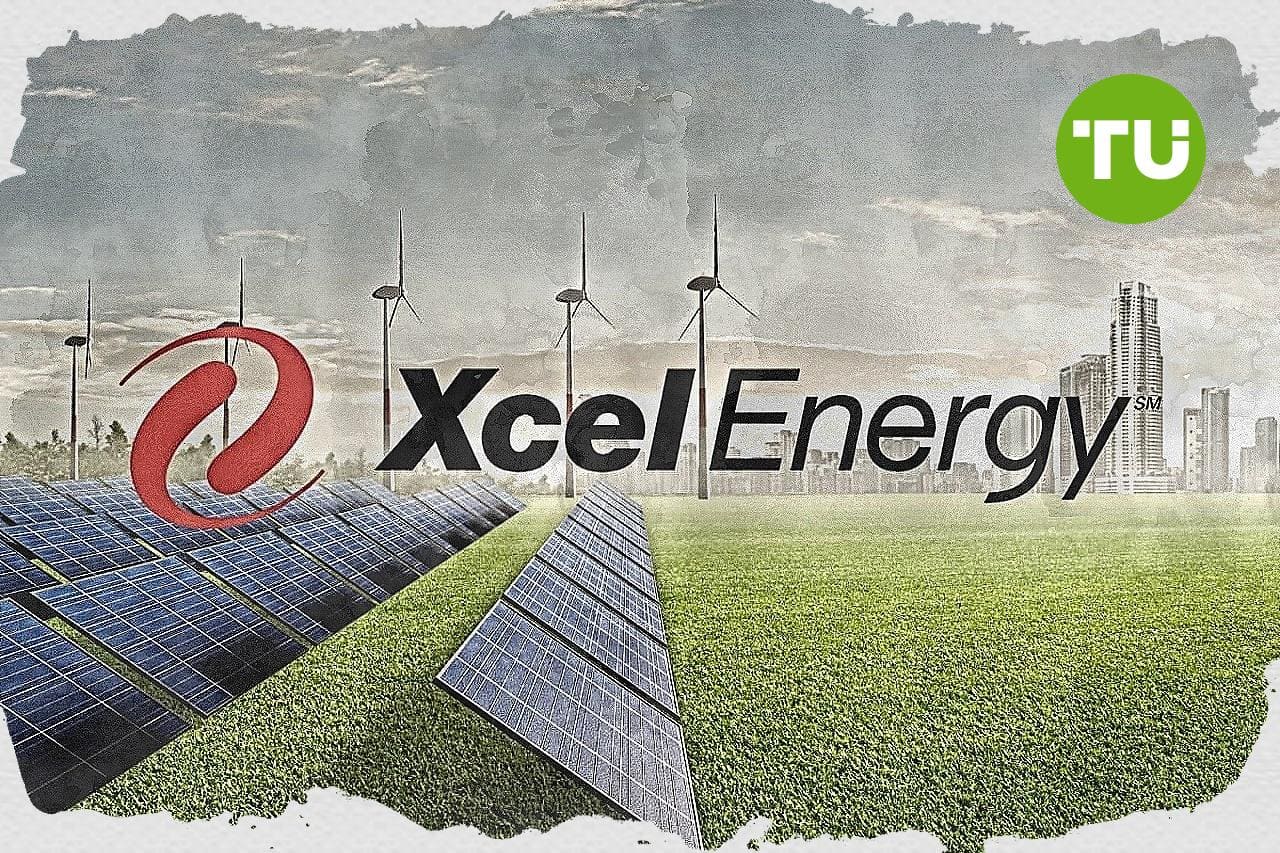 Xcel Energy stock trades down as technical weakness persists below key averages